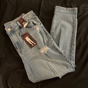 No Boundaries Juniors' Mom Jeans (super high rise)